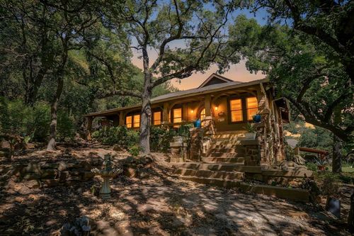 620 Nw 6th St, Mineral Wells, TX, 76067-4237 | Card Image