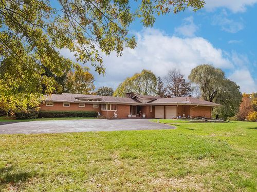 4555 Glen Eden Rd, Cranberry Twp, PA, 16066-3001 | Card Image