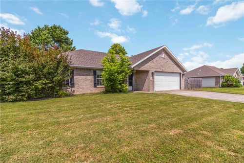 265 Washburn Dr, Pea Ridge, AR, 72751-2938 | Card Image