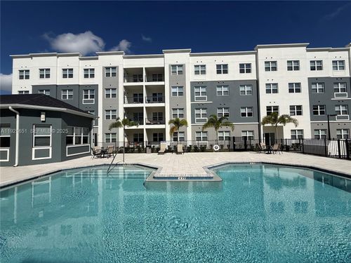 201-1210 Southstation Pl, Orlando, FL, 32809-3102 | Card Image