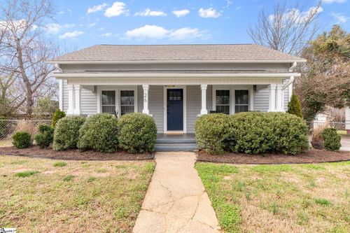 26 2nd Street, Greenville, SC, 29611 | Card Image