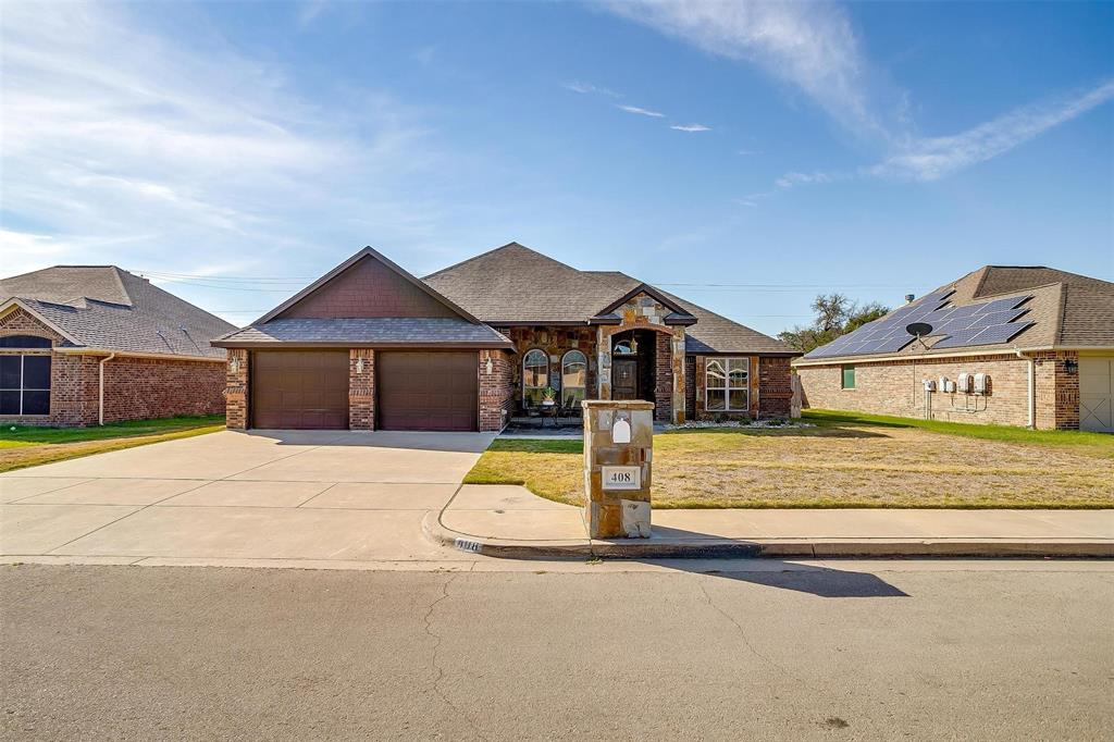 Lockwood Ln, Weatherford, TX 76087