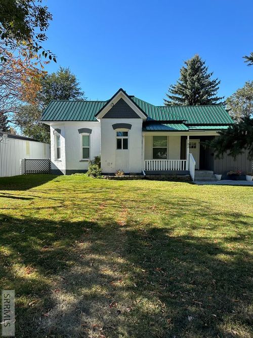 182 S 1st W, Rigby, ID, 83442-1307 | Card Image