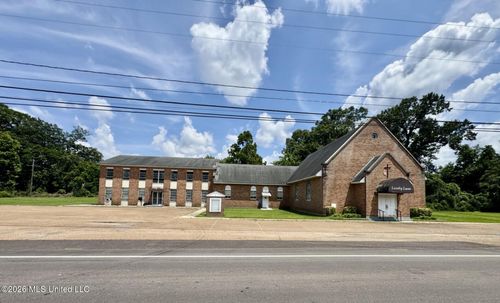 65 Morgantown Rd, Natchez, MS, 39120-2757 | Card Image