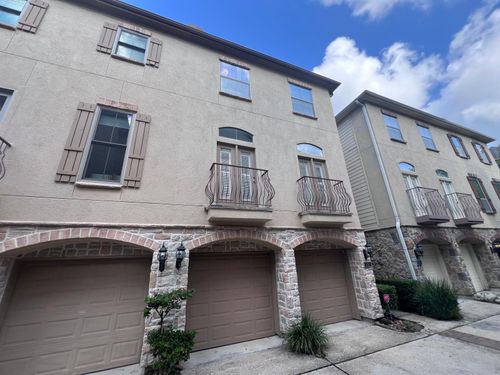 592 Bomar St, Houston, TX, 77006-1407 | Card Image