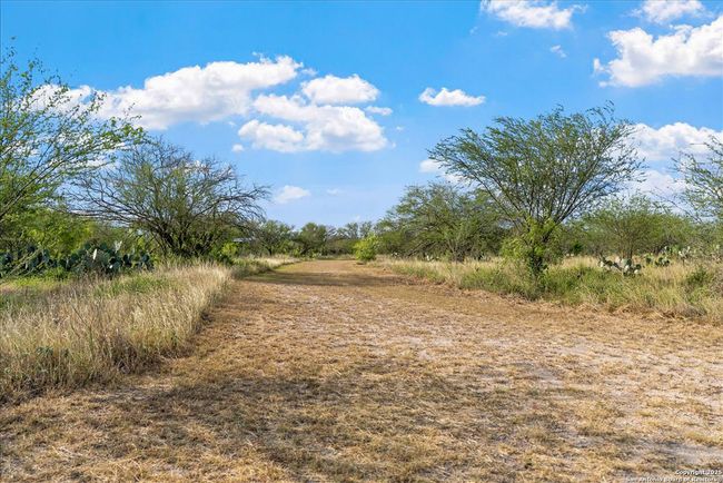 226 Private Rd 3251, Home with 4 bedrooms, 2 bathrooms and null parking in Alice TX | Image 39