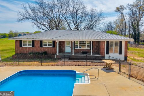 821 Highway 323, Gillsville, GA, 30543-4509 | Card Image