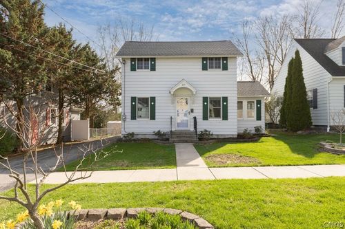 109 Hazel St, Liverpool, NY, 13088-5113 | Card Image