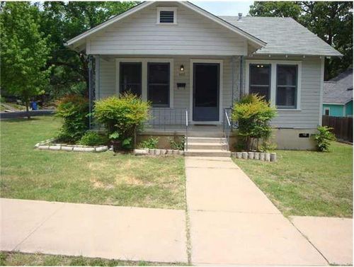 600 E 42nd St, Austin, TX, 78751-4304 | Card Image