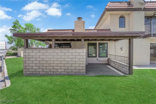 apt-1-781 Bourbon St, Pahrump, NV, 89048-5645 | Card Image