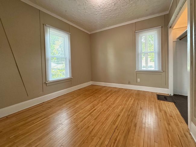 Bedroom main floor | Image 29