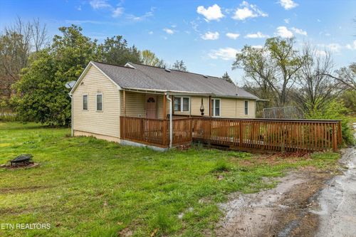 8914 Three Points Rd, Mascot, TN, 37806-1706 | Card Image