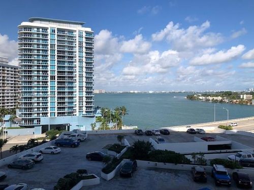 apt-915-7601 E Treasure Dr, North Bay Village, FL, 33141-4361 | Card Image