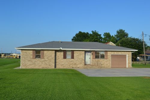 15667 East Main Street, Cut Off, LA, 70345 | Card Image