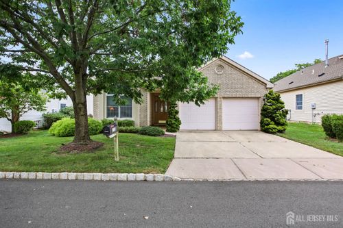 115 Leeds Ln, Monroe, NJ, 08831-2619 | Card Image