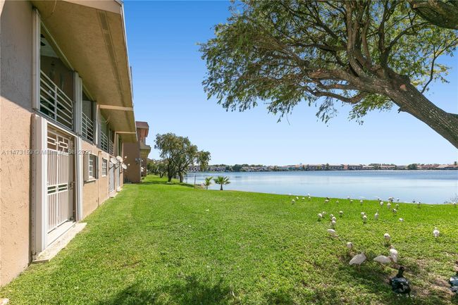 APT-7 - 2790 W 60 Th St, Condo with 2 bedrooms, 2 bathrooms and null parking in Hialeah FL | Image 35