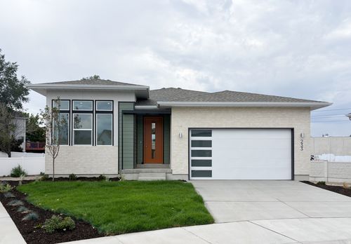 233 W Waterstone Cir, Murray, UT, 84107-7019 | Card Image