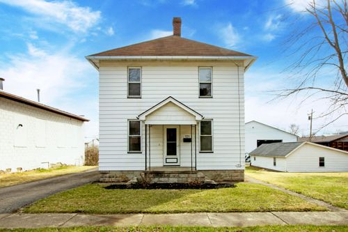 121 S Mount Vernon Ave, Loudonville, OH, 44842-1404 | Card Image