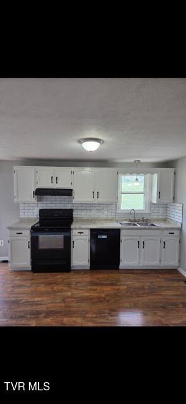 15266 Spring Valley Rd, House other with 3 bedrooms, 1 bathrooms and null parking in Abingdon VA | Image 16
