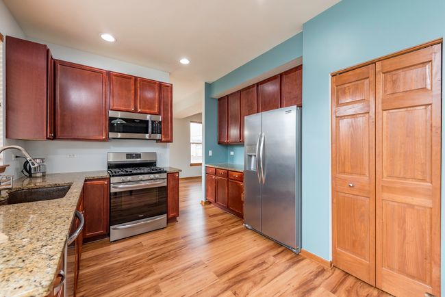 39251 Crofton Ln, House other with 4 bedrooms, 4 bathrooms and 2 parking in Beach Park IL | Image 11