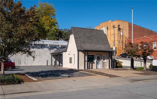 202 W Main St, Elkin, NC, 28621-3447 | Card Image