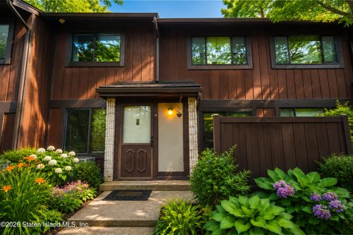 10 Stone Lane, Staten Island, NY, 10314 | Card Image