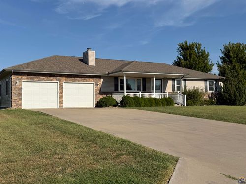 403 Gary St, Burlington, KS, 66839-9277 | Card Image