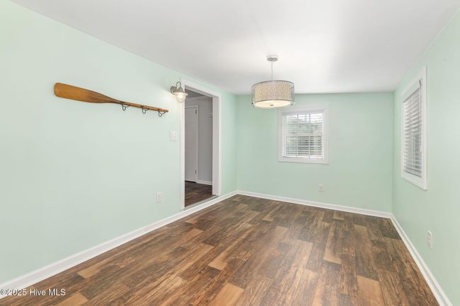 472 Cape Lookout Dr, House other with 2 bedrooms, 2 bathrooms and 3 parking in Harkers Island NC | Image 12