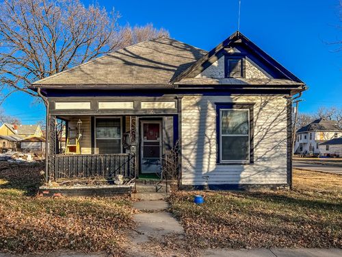 120 S 2nd St, Herington, KS, 67449-2628 | Card Image