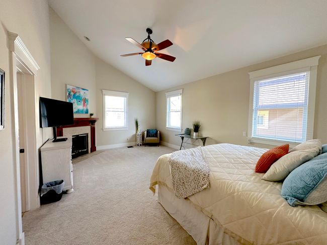 A - 1434 Laguna St, Condo with 3 bedrooms, 2 bathrooms and null parking in Santa Barbara CA | Image 6