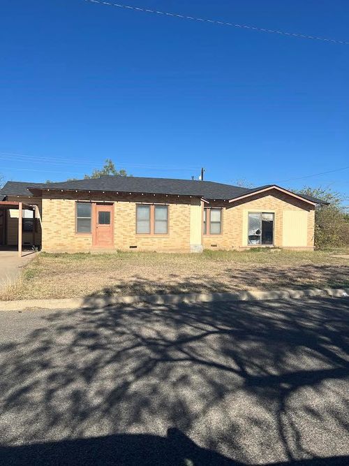 2502 W Avenue N, San Angelo, TX, 76901 | Card Image