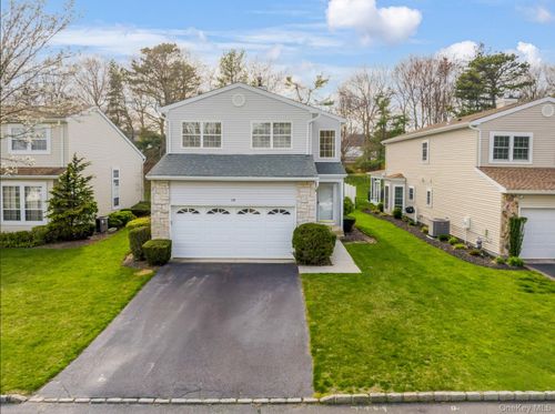14 Colony Drive, Islip, NY, 11741 | Card Image