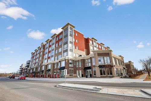 404-35 Inglewood Pk Se, Calgary, AB, T2G1B5 | Card Image