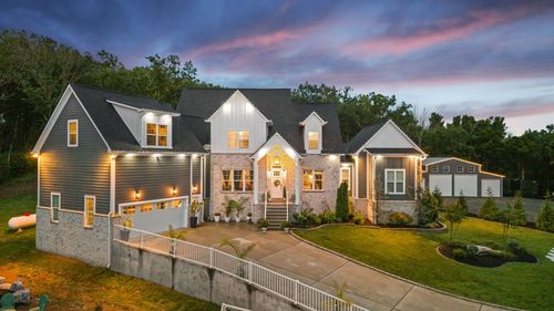 1 Kingsbury Ct, Lebanon, TN, 37090-1664 | Card Image