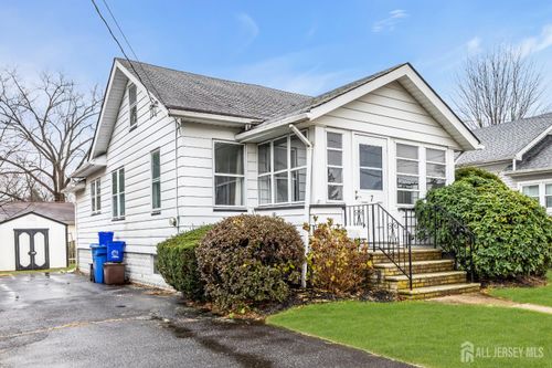 7 Leonardine Ave, South River, NJ, 08882-2437 | Card Image