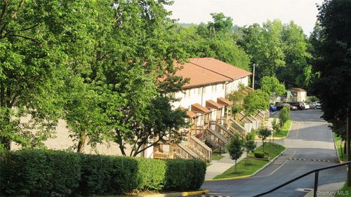 603-26 Cooper Rd, Poughkeepsie, NY, 12603-1669 | Card Image