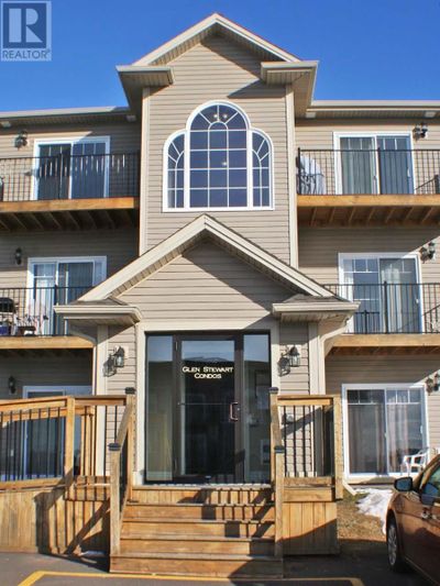 203 - 53 Glen Stewart Dr, Condo with 2 bedrooms, 1 bathrooms and null parking in Stratford PE | Image 1