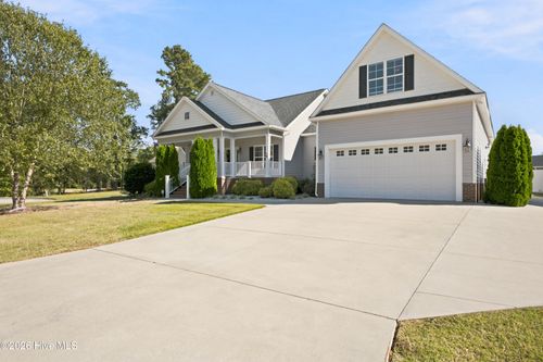 3806 Ramblewood Hill Dr W, Wilson, NC, 27893-8437 | Card Image
