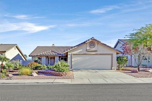 133 Park Ridge Ln, Henderson, NV, 89002-9143 | Card Image
