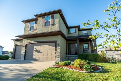 1814 Cayhill Ct, Warrensburg, MO, 64093-7894 | Card Image