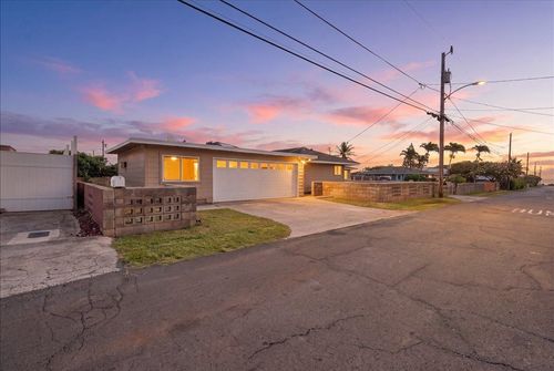 650 Kailana St, Wailuku, HI, 96793-1461 | Card Image