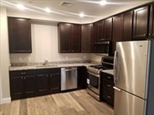 apt-305-40 Ames Ave, Canton, MA, 02021-3279 | Card Image