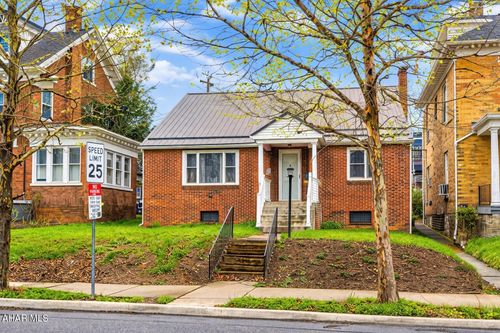 2508 Broad Ave, Altoona, PA, 16601-1913 | Card Image