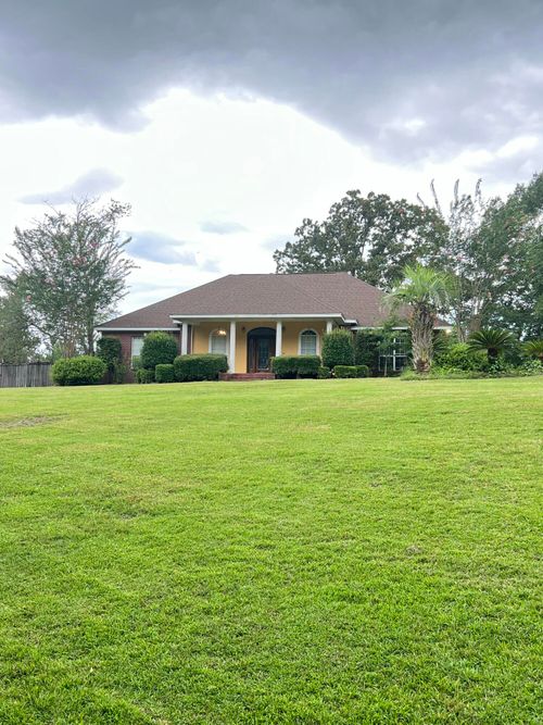 23 Le Grande, Hattiesburg, MS, 39402-9297 | Card Image