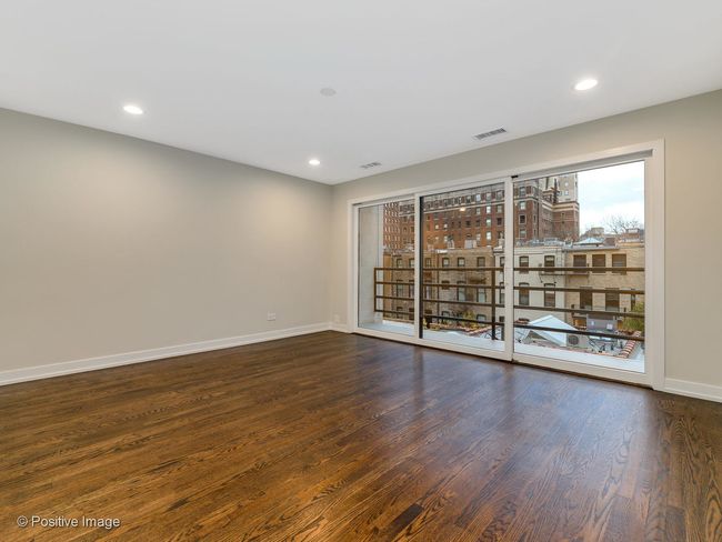 APT-4 - 1241 Dearborn St, Condo with 3 bedrooms, 2 bathrooms and 1 parking in Chicago IL | Image 10