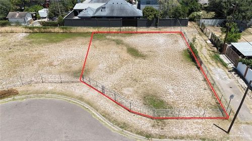 1810 Yolanda St, Mission, TX, 78572-2628 | Card Image