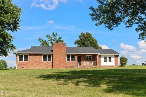 4536 Virgilina Rd, Roxboro, NC, 27574-8305 | Card Image