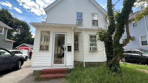 15 Churchill St, Milton, MA, 02186-1405 | Card Image