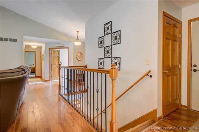 1475 Cedar Ln Nw, Home with 3 bedrooms, 3 bathrooms and null parking in Corydon IN | Image 25