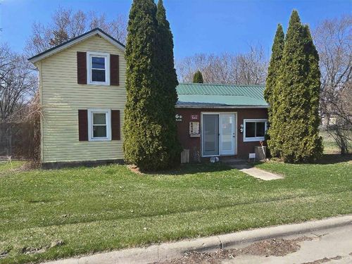 5416 S County Road D, Afton, WI, 53501-9530 | Card Image